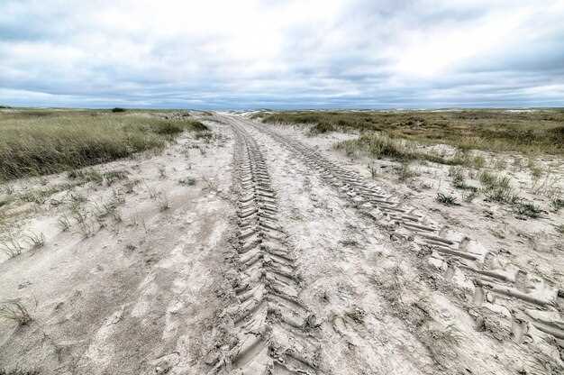 Legendary desert tracks every driver should know